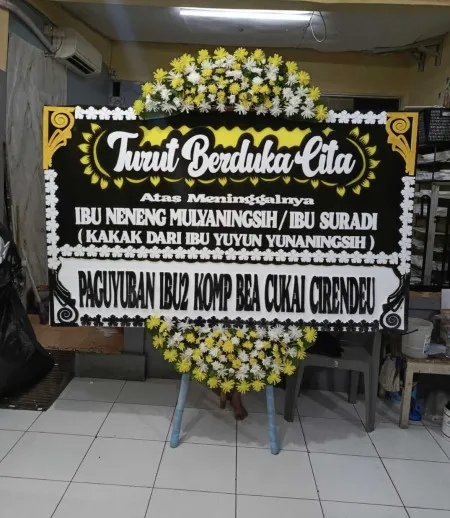 Papan Bunga Duka Pringgacala Karangampel